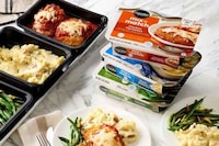 Pairable Frozen Dinner Boxes Image 1