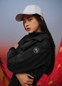 Dragon-Inspired Luxury Coats Image 2