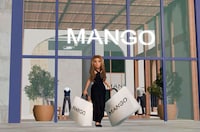 Metaverse Fashion Malls Image 1