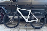 Carbon Fiber Urban eBikes Image 3