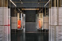 Gridded Immersive Retail Experiences Image 1