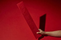 Dramatically Elongated Red Pockets