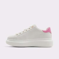 Romantic Sneaker Releases Image 3