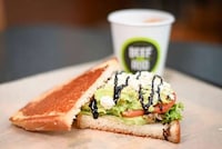 Burger Chain Breakfast Menus Image 5
