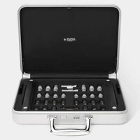Luxe Luggage Chess Sets Image 3