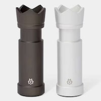 Luxe Luggage Chess Sets Image 8