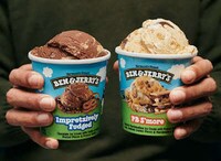 Fudgy Pretzel Ice Creams Image 1