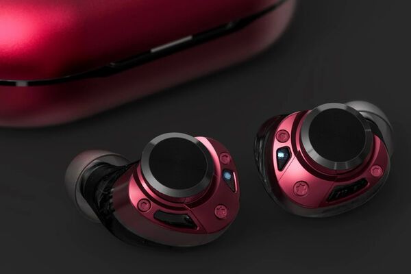 Hi-Fi Five-Driver Earbuds : AVIOT TE-ZX1