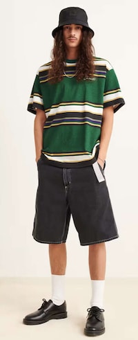 Neutral Tonal Spring Streetwear Image 1