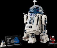 Celebratory Sci-Fi Toy Sets Image 8