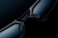 Refined Hyper-Sporty Sunglasses Image 3