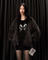 Elegant New Year-Inspired Fashion Image 4
