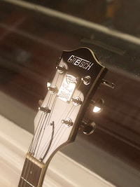 Artist-Backed Electric Guitars Image 2