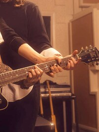 Artist-Backed Electric Guitars Image 4