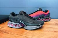 Responsive Dual-Chamber Sneakers Image 2