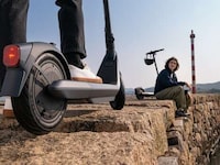 Long-Range Commuter Kick Scooters
