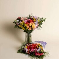 Modern Gifting Services Image 2