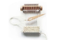 Compact Portable Weaving Loom Image 2