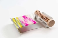 Compact Portable Weaving Loom Image 3