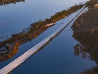 Kilometer-Long Museums Image 2