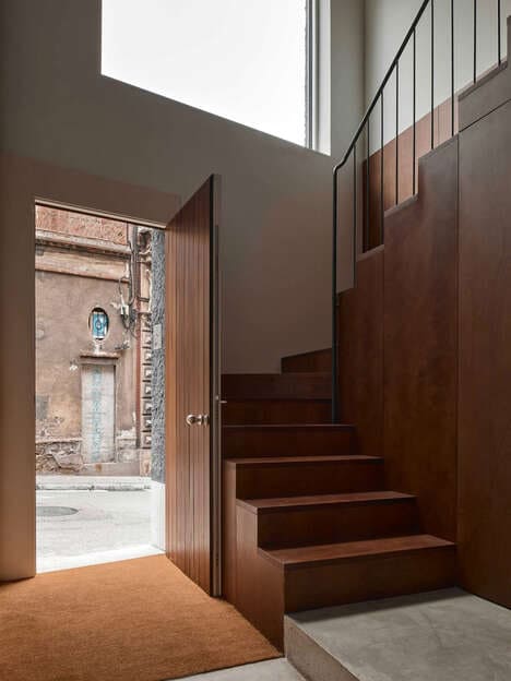 Warm Tonal Textural Homes