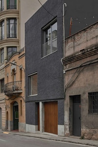 Warm Tonal Textural Homes Image 2