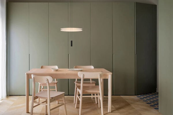Elegant Avian-Inspired Illuminators