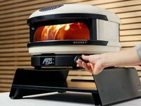 Pizzeria-Style Backyard Pizza Ovens Image 2