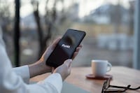 Minimalist Anti-Tracking 5G Smartphones Image 2