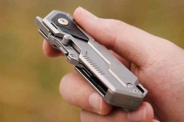 Versatile EDC Portable Knives
