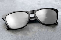IR-Blocking Sleek Sunglasses