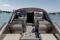 Customizable Luxurious Superboats Image 3