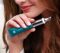 Powerful Plant-Based Plumping Serums Image 1