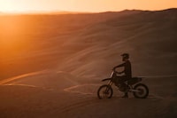 Motocross-Inspired Eyewear Campaigns Image 3