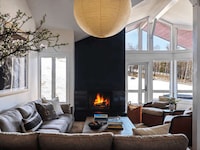 Contemporary Ski Home Projects Image 3