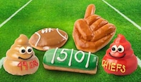Super Bowl-Themed Doughnuts Image 1