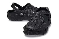 Angularly Finished Clog Designs Image 1