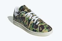 Camo-Patterned Collaborative Sneakers Image 2