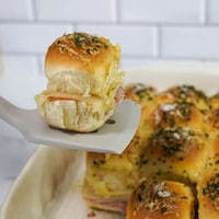 Low-Carb Hawaiian Rolls Image 3