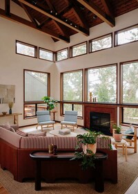 Local Material-Elevated Californian Hotels Image 2