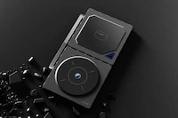 Adaptable Slim Smartphone Chargers Image 1