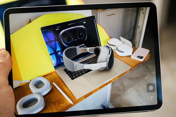 Custom Virtual Reality Accessories