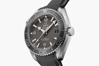 Oceanic Earth-Toned Timepieces Image 2