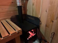 Teardrop Sauna Trailers Image 3