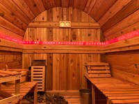 Teardrop Sauna Trailers Image 7