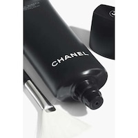 Ultra-Luxurious Professional Facial Peels Image 2