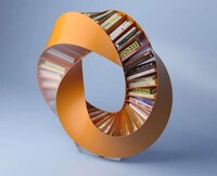 Twisting Donut-Shaped Bookshelves Image 4