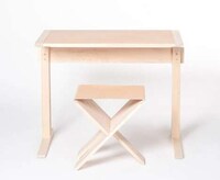 Ultra-Simple Workstation Seats Image 3