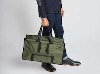 Versatile Travel Duffle Bags Image 2