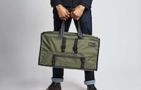 Versatile Travel Duffle Bags Image 3